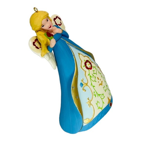 Hallmark Keepsake Angels Around The World England Christmas Tree Ornament 2013 - Picture 3 of 11